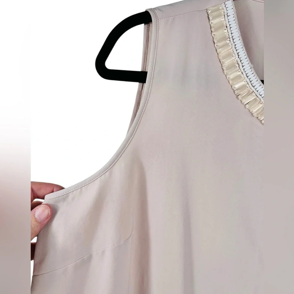 Dorothy Perkins sleeveless bejeweled neckline top, 14, flared, soft flowy Shell - Picture 6 of 9